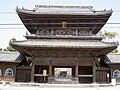 Główna brama (sanmon) świątyni buddyjskiej Daijū-ji