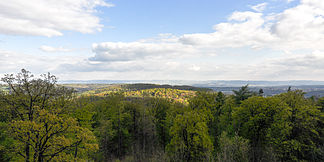 Blick vom Kernenturm über den Schurwald zur Ostalb