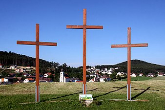 Wetterkreuze mit Blick auf den Ort