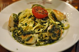 Tagliatelle au pesto