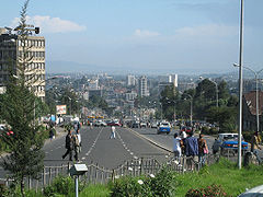 Addisz-Abeba, Churchill út