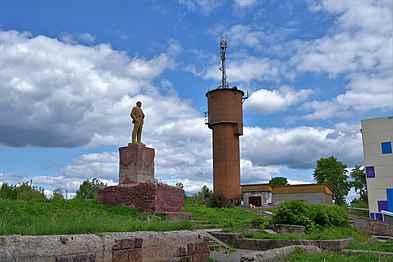 Памятник В. И. Ленину