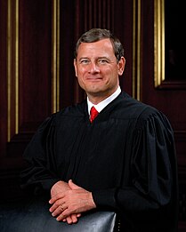 სასამართლოს თავმჯდომარე ჯონ რობერტსი (2005-დან; დანიშნა ჯორჯ უოკერ ბუშმა)