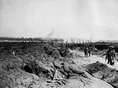 Route de Pozières, août 1916.