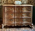 Commode de l'hôtel d'Ansembourg à Liège.