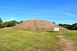 El gran Montículo Esmeralda, de la Cultura de Misisipi.