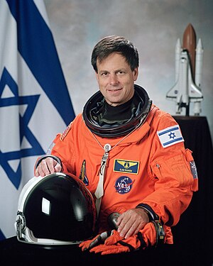 אילן רמון - טייס החלל הישראלי הראשון.