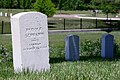 Nagrobek niemieckiego jeńca z okresu II wojny światowej na Camp Butler National Cemetery w Springfield w USA