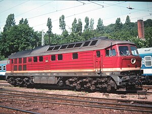 242 002 в Штральзунде (июнь 1993 года)