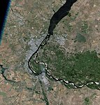 Satelliittikuva Volgogradin alueesta; kaupunki sijaitsee Volgan mutkan länsirannalla.