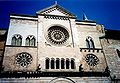 Foligno Katedrali ön cephesi