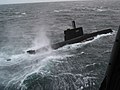 El submarino RNoN Utstein, participando en el ejercicio militar de la alianza OTAN Odín-Uno; 27 de agosto de 2003.