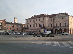 The central "Carlo Alberto Square" and the Town Hall