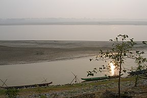 Mto Mekong wakati wa jioni