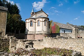 克莱尔方丹修道院（法语：Abbaye de Clairefontaine）与小教堂