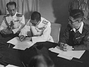 Malezya'nın Penang eyaletinin teslim antlaşması, HMS Nelson gemisinde Japon Deniz Kuvvetleri adına Tuğamiral Bazudi tarafından imzalanıyor. (2 Eylül 1945) Ertesi gün Penang, Jurist Operasyonu kapsamında İngiliz Kraliyet Donanması tarafından ele geçirildi.