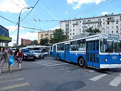 Троллейбус ЗиУ-682ГМ1 (с широкой передней дверью) № 1413
