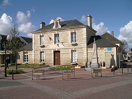 The town hall in Démouville