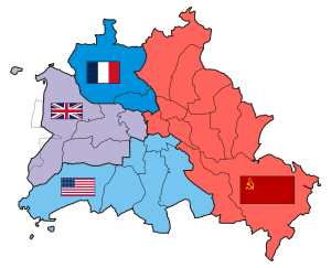 Четыре сектора оккупации Берлина, три из которых (американский, британский и французский) после войны объединились в Западный Берлин