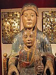 Detalle de Notre-Dame du Mont Cornadore na igrexa de Saint-Nectaire (Francia).