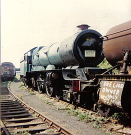Locomotif GWR 6023 King Edward II yn y iard sgrap, 1982