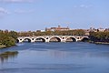 Toulouse'da Garonne Nehri ve Pont Neuf