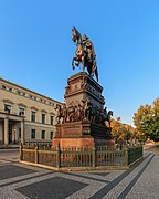 Estatua ecuestre de Federico el Grande en Berlín, de Christian Daniel Rauch (1839-1851).[47]​