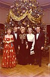 David Frost med Richard Nixon, Pat Nixon, Mamie Eisenhower, and Mona Frost in 1970.