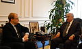 Abdullah Ensour (rechts) im Gespräch mit Urmas Paet (Januar 2013)