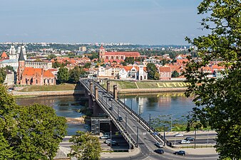 Вид на Каунас с холма Алексотас