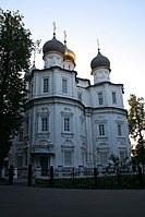 Ուզկոյեում գտնվող Կազանյան Աստվածածնի սրբապատկերի եկեղեցի (Մոսկվա, 1697-1698), կազակական բարոկկոյի առանձնահատկություններով