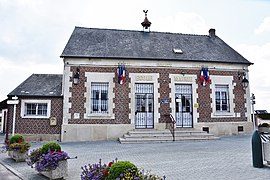 The town hall in Écuvilly