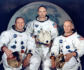 «Ափոլօ 11»-ի անձնակազմը. Ձախէն աջ՝ Նիլ Արմսթրոնկ, Մայքլ Քոլլինզը եւ Պազ Ալտրինը։