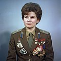 M69女性用常勤・外出服の空軍少佐。（ワレンチナ・テレシコワ、1969年）