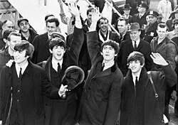 The Beatles в аэропорту JFK. 1964 год