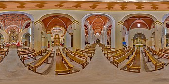 Panorâmica esférica da igreja de San Andrés, Calatayud, Espanha. A igreja de estilo gótico-mudéjar foi construída entre os séculos XIV e XV e modificada no século XVI. Esta imagem é o resultado de 175 fotografias (definição 18 012 × 9 006)