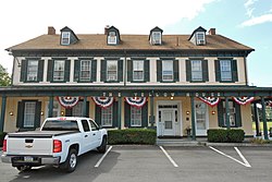 Yellow House Hotel, founded 1801