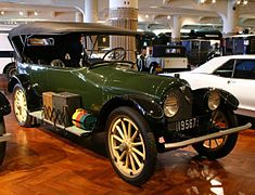 A 1916 Apperson Touring Car