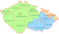 Pays historiques de Bohême (vert), de Moravie (bleu) et de Silésie tchèque (orange) ; en rouge les régions administratives actuelles de la République tchèque.