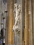 Staty av Jungfru Maria. "Jungfrun av Paris"