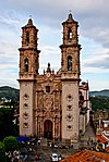 Biserica Santa Prisca de Taxco (Taxco, Mexic), 1751-1758, de Diego Durán și Cayetano Sigüenza[92]