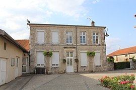 The town hall in Marbéville