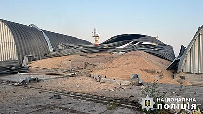 Hangar à céréales détruit à Reni après l'attaque du 24 juillet 2023.