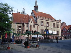 L'ancienne mairie, centre de la vieille ville.