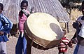 Tambores para enviar señales, del sudeste del Senegal