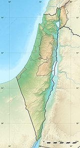 Mapa konturowa Izraela, u góry nieco na prawo znajduje się czarny trójkącik z opisem „Meron”