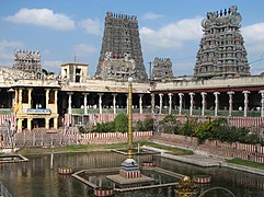 Le Temple de Minakshi à Madurai a plus de 2200 ans d'histoire connue.