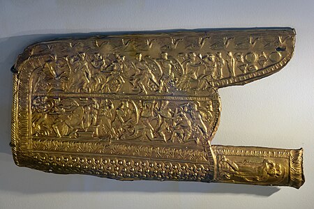 Ancient Greek leaf-and-dart on a gorytos, 400-336 BC, silver and gold, Museum of the Royal Tombs of Aigai, Vergina, Greece[7]