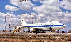 E-4_advanced_airborne_command_post_EMP_sim-closeup