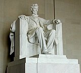 мемориалда Линкольндың статуяһы